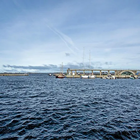 Baeckerhus - 2 *